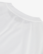 Camiseta Branca Leve com Logo Bordado